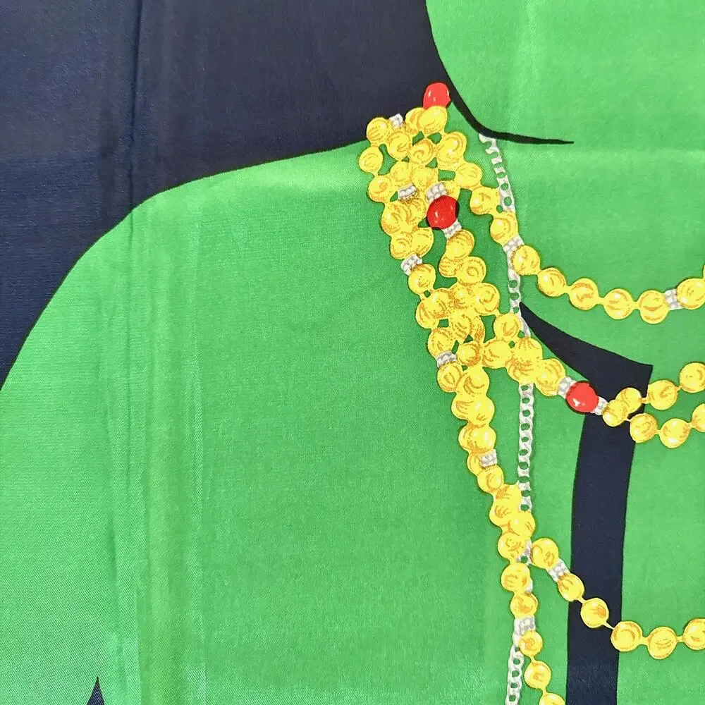 VINTAGE CHANEL SILHOUETTE PORTRAIT SCARF GREEN NAVY